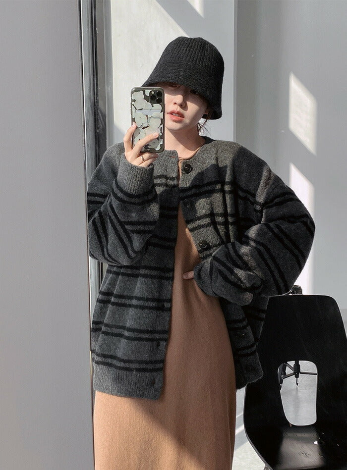 ASCLO(エジュクロ)ASCLO Alpaca Peter Cardigan
