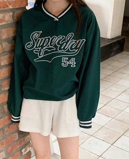 SHOPPERLAND(ショッパーランド)Embroidery Lettering V-neck Sweat Shirt